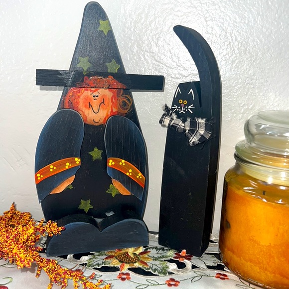 Witch & Black Cat Wood Statuettes Rustic Autumn Home Décor Tender Heart Treasure - Picture 9 of 9